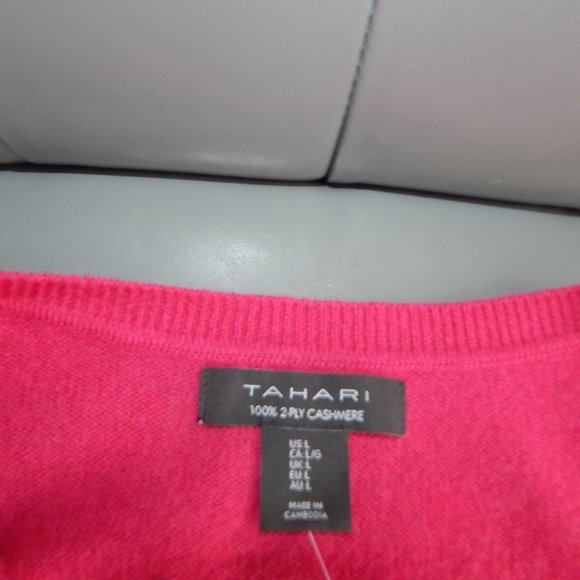 TAHARI 2-PLY 100% Cashmere V-Neck Pullover Sweater Raspberry  Women’s Large NWT - Picture 6 of 6